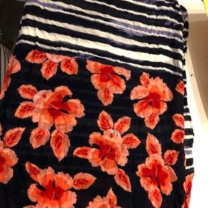 Tommy Bahama Accessories - Tommy Bahamas infinity lightweight scarf Tommy Bahama Accessories - Tommy Bahamas infinity lightweight scarf